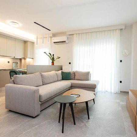 Elegance Apartment 2 Bedroom Suites Tesalonika Bagian luar foto