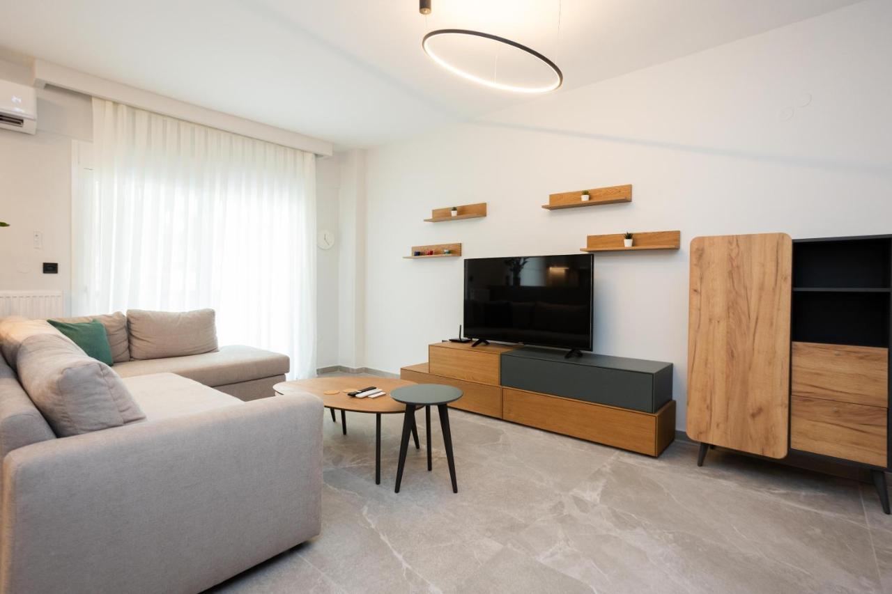 Elegance Apartment 2 Bedroom Suites Tesalonika Bagian luar foto
