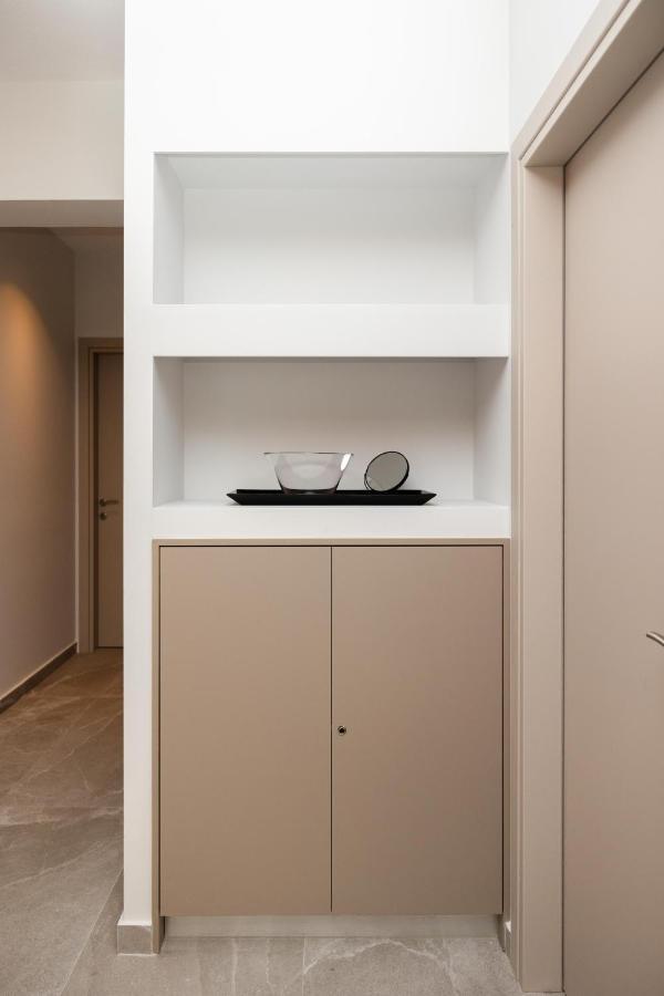 Elegance Apartment 2 Bedroom Suites Tesalonika Bagian luar foto